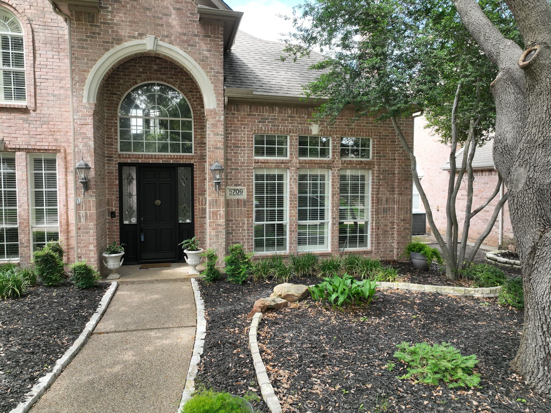 Gallery photos for Full Roof Replacement Coming to West Plano Home: Image #1