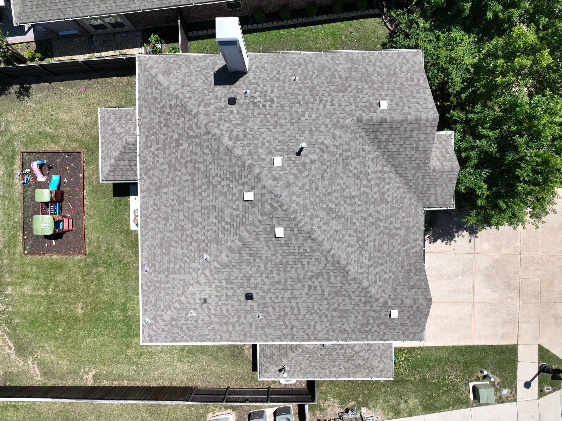 Gallery photos for Complete Asphalt Shingle Roof Replacement in Fate TX: Image #1